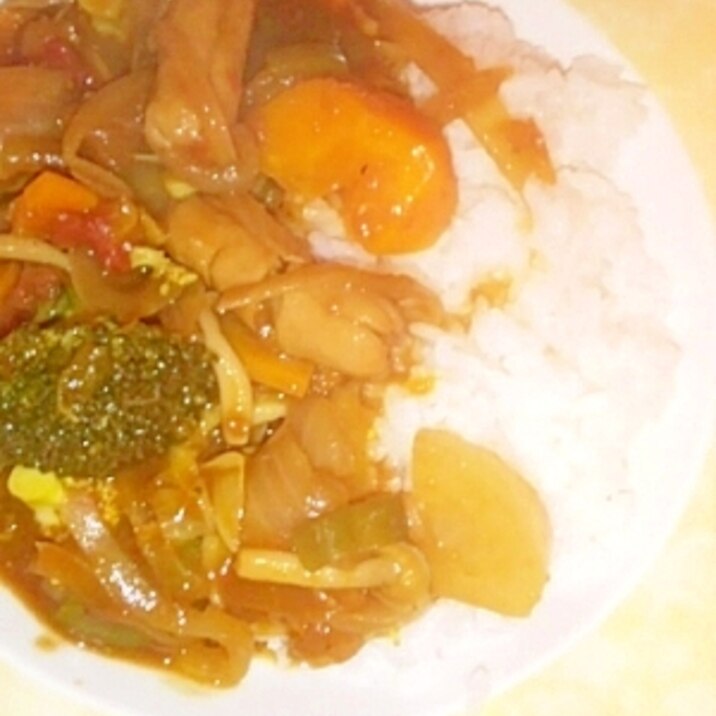 野菜たっぷりカレーライス